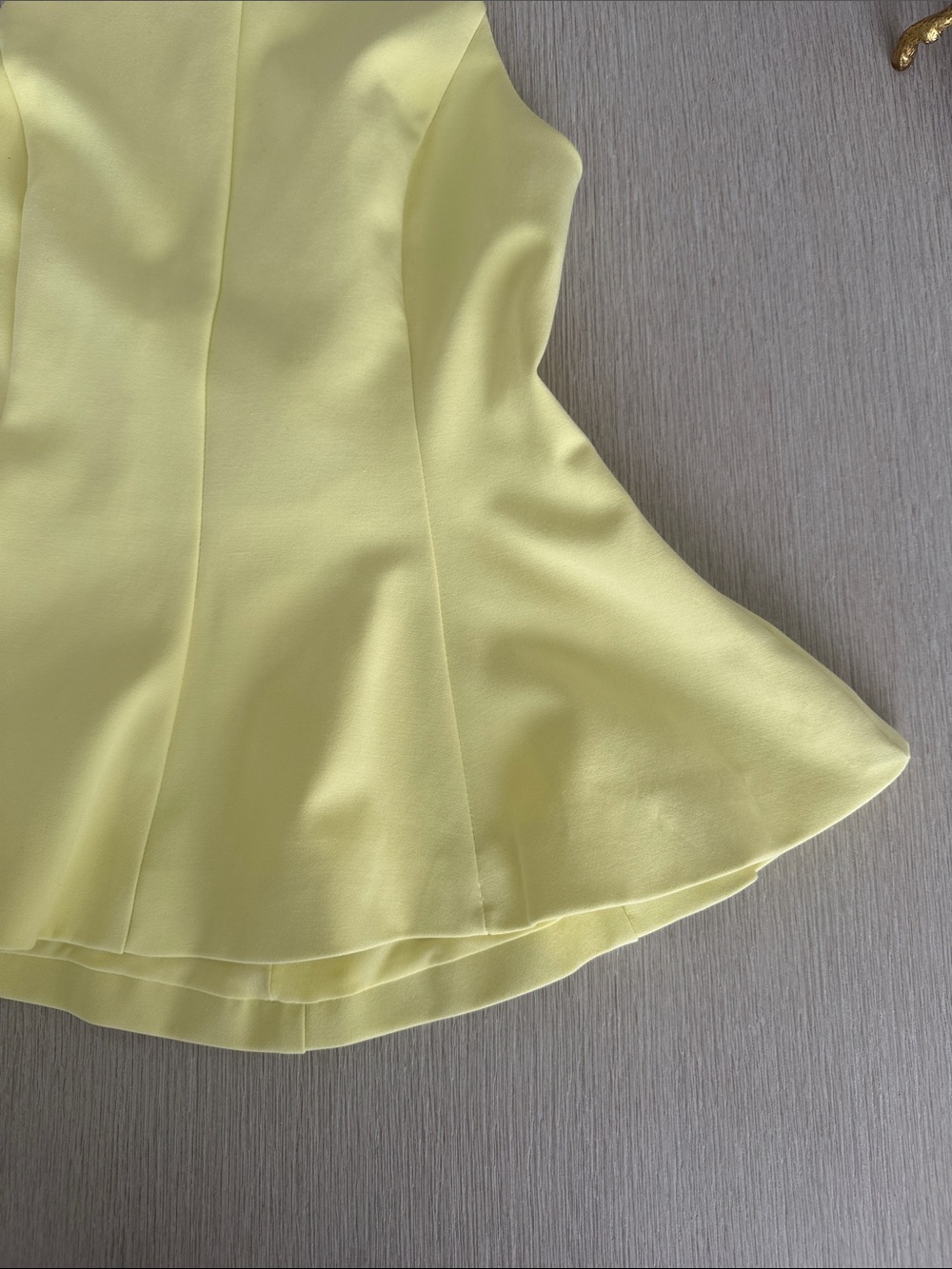 Zara Pale Yellow Halter Peplum Camisole - Picture 4 of 15